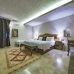 호텔 Artemis Cave & Spa- Adults Only