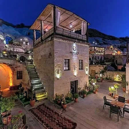 Artemis Cave & Spa- Adults Only 괴레메