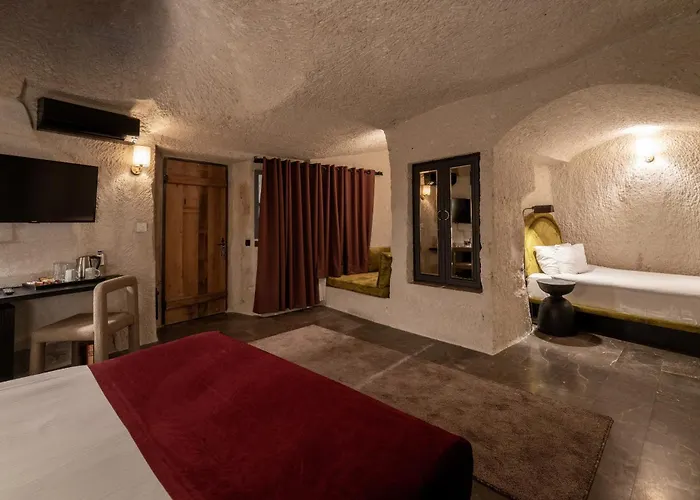 Hotel Artemis Cave & Spa- Adults Only 2*